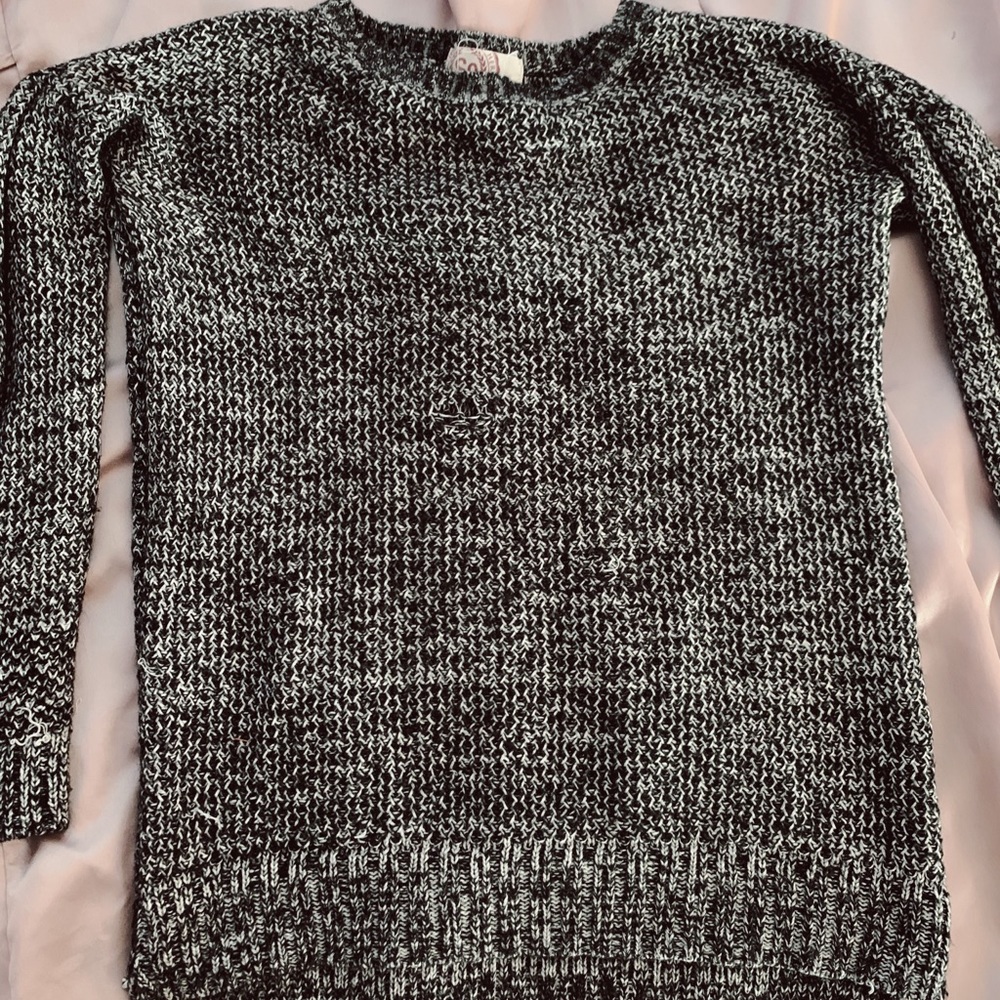 Grey knit sweater